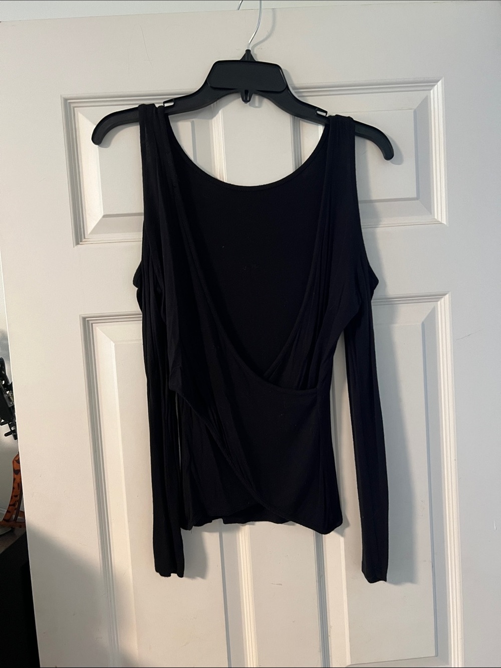 Charlotte Russe Black Cold-Shoulder Draped Long Sleeve Top